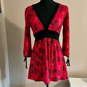Floral Red and Black Long Sleeve V-neck Shirt